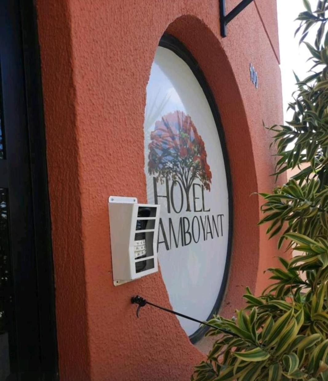 Hotel Flamboyant Taubaté Kültér fotó