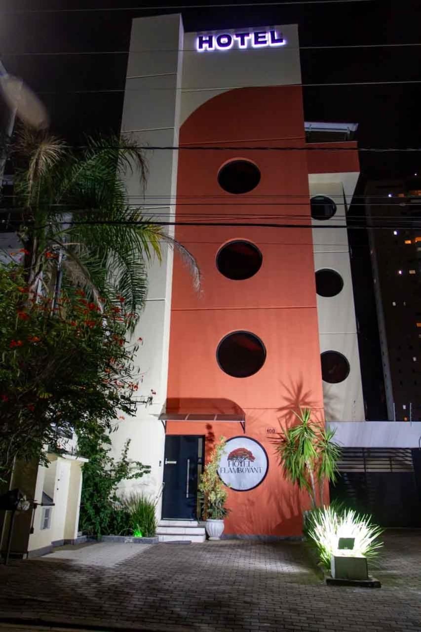 Hotel Flamboyant Taubaté Kültér fotó