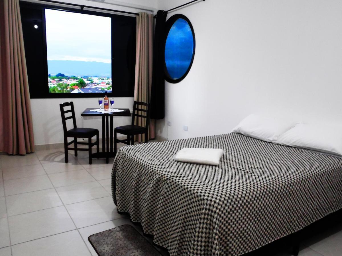 Hotel Flamboyant Taubaté Kültér fotó